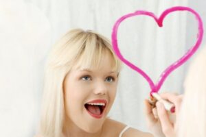 Tout ce que vous devez savoir sur les relations parasociales