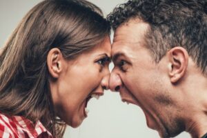 Comment lâcher prise sur la colère et le ressentiment dans une relation ?