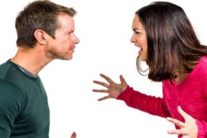 15 modèles de conflits relationnels et causes courantes