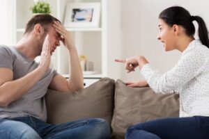 Comment les couples peuvent diffuser les luttes de pouvoir