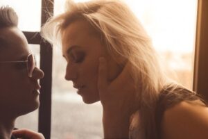 Pimentez votre journée avec de jolis mèmes relationnels pour votre partenaire