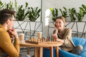23 jeux de communication incroyables pour les couples à essayer