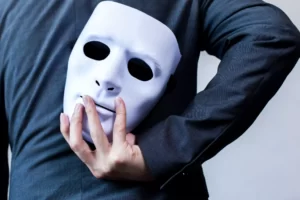 Comment reconnaitre un pervers narcissique en couple ?