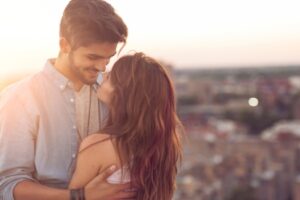 Qui devrait dire « Je t&rsquo;aime » en premier dans une relation ?