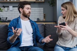 Pourquoi mon petit ami m&rsquo;a-t-il trompé : 11 raisons possibles