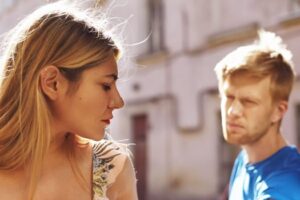 Rejet narcissique : signes, impacts et effets  Comment faire face