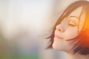 Qu&rsquo;est-ce que la « psychologie féminine de la règle de non-contact » ?