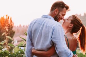 12 choses que les femmes peuvent faire pour leur mari pour un mariage heureux