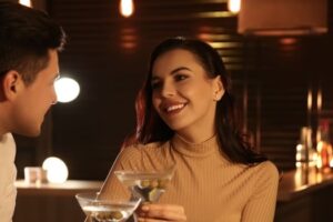 11 Règles de rencontres obsolètes que les femmes devraient arrêter de considérer