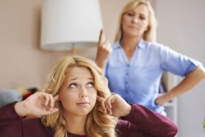 Comment gérer les gens passifs-agressifs de la famille