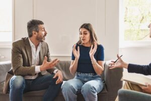 Différence entre les conseils avant le mariage et les couples