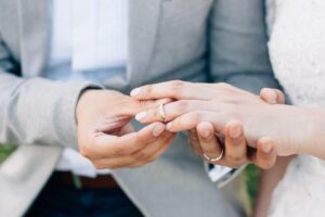 Quels sont les avantages financiers de se marier?