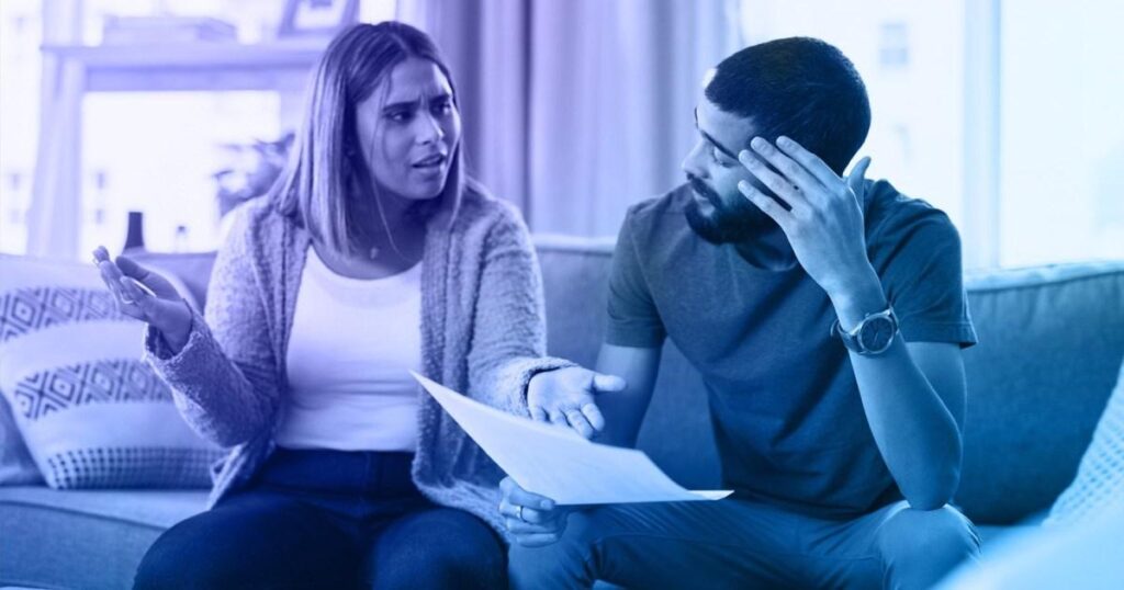 Mon petit ami veut diviser les factures 50/50 - je pense qu'il est serré