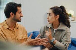 Arrêtez de dire «c'est à vous» à votre partenaire – ce n'est pas généreux