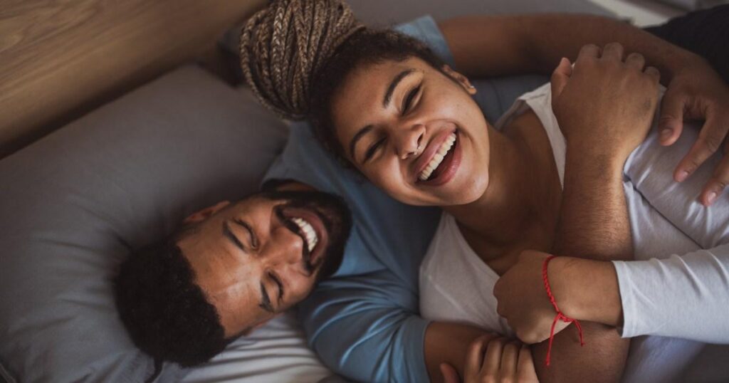 L'écart d'âge parfait si vous voulez qu'une relation dure