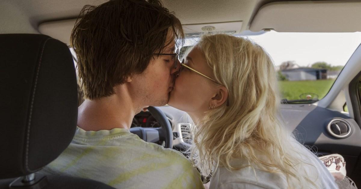 La raison «frustrante» pour laquelle la génération Z ne peut pas arrêter de se baiser dans les voitures