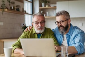 Je pense que ma belle-sœur vole l&rsquo;argent de mes parents âgés