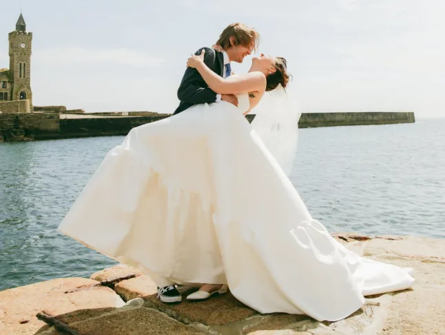 Lauren Jeffries : SHDIG – Lors de notre premier rendez-vous, je lui ai dit « ambiance décontractée uniquement » ? ? six semaines plus tard, nous étions fiancés