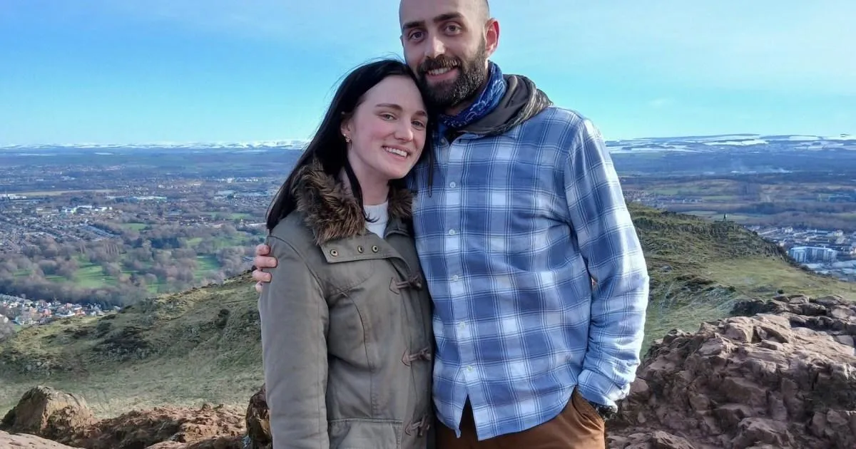 Je me suis fiancée 24 heures seulement après avoir rencontré mon petit ami pour la première fois