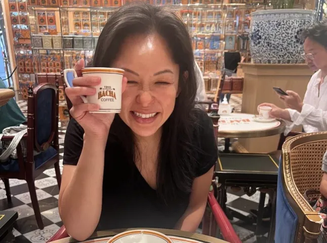 Liv Arnold : Je n'ai pas été fantôme. Je suis resté allumé ? Peut-être ?