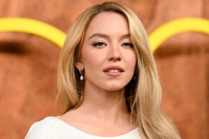 Le fétichisme sexuel désordonné des années 80 connaît un renouveau grâce à Sydney Sweeney d&rsquo;Euphoria