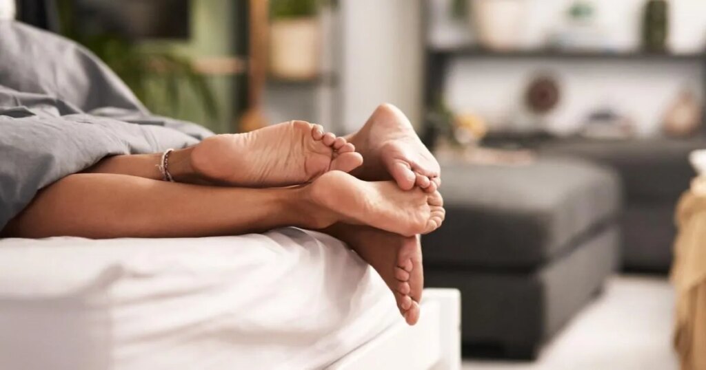 La tension sexuelle était électrique – jusqu'à ce que je voie le nom de sa petite amie