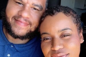 Je sors avec des femmes alors que mon mari ne veut que moi – cela a rendu notre mariage plus fort