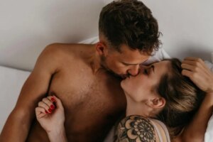 Les femmes bruyantes adorent mais les hommes trouvent « embarrassant »