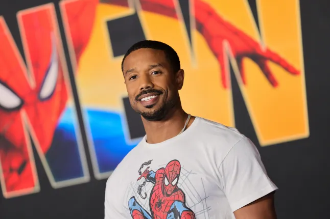 HOLLYWOOD, CALIFORNIE - 27 JUILLET : Michael B. Jordan participe à la première de Columbia Pictures à Los Angeles "Spider-Man : un tout nouveau jour" au Dolby Theatre le 27 juillet 2026 à Hollywood, Californie. (Photo de Brianna Bryson/WireImage)