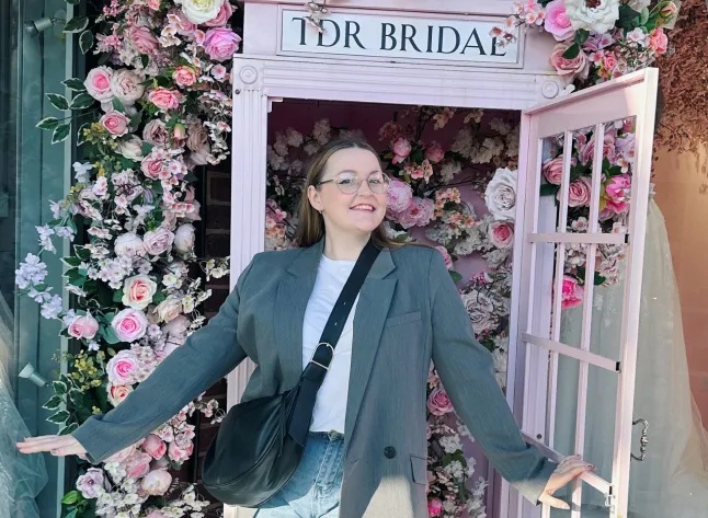 SHDIG (Sarah Best) : Mon mari m'a montré une photo de son caca lors de notre premier rendez-vous