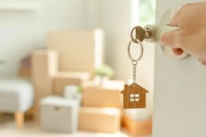 Acheter une maison avec un partenaire est une grande étape — voici quand le faire