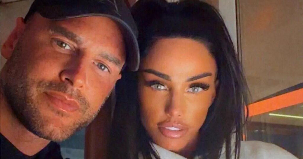 Katie Price admet que « les choses n'ont pas de sens » avec Lee Andrews après avoir largué son mari