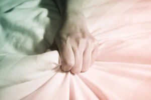 L’effet secondaire « inconfortable » de l’orgasme qui frappe les femmes pendant les rapports sexuels