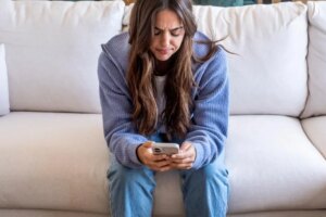 Mon ex me doit 11 000 £ mais ne me remboursera pas parce que je suis « riche »